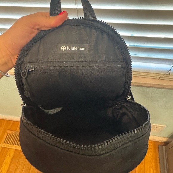 lululemon mini backpack - Picture 3 of 5